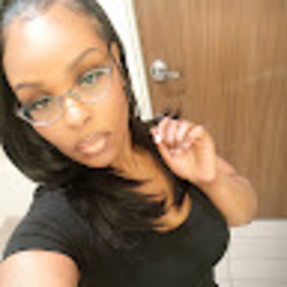 Meet your Posher, Charlena - Picture 1 of 1